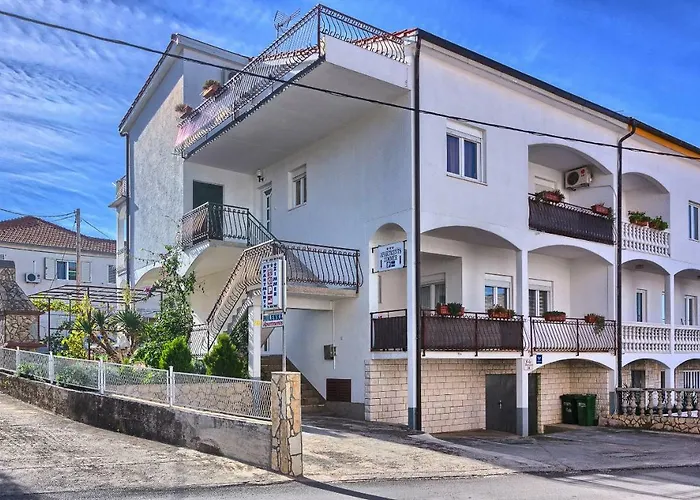 Apartments Milenka