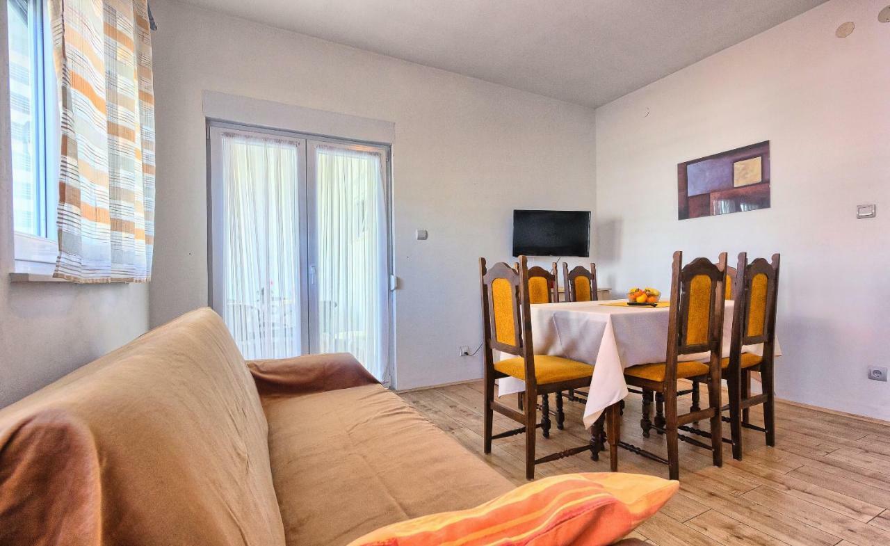 Milenka Apartment Trogir