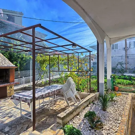 Apartments Milenka Trogir Exterior photo